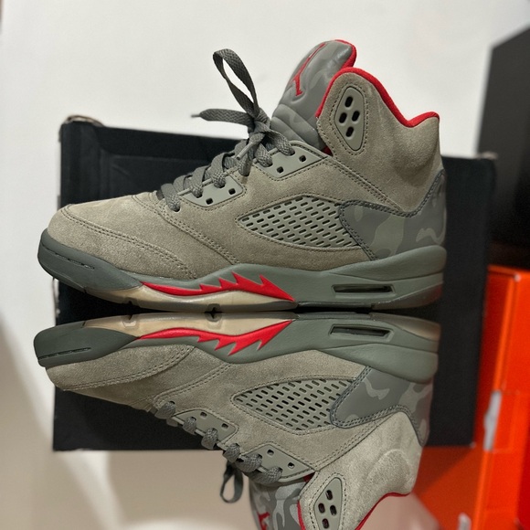 Jordan 5 Retro
P51 Camo (GS) - Picture 9 of 9